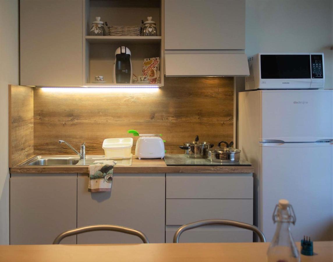 Valbrona Appartamento Timeless Con Piscina E Tennis المظهر الخارجي الصورة